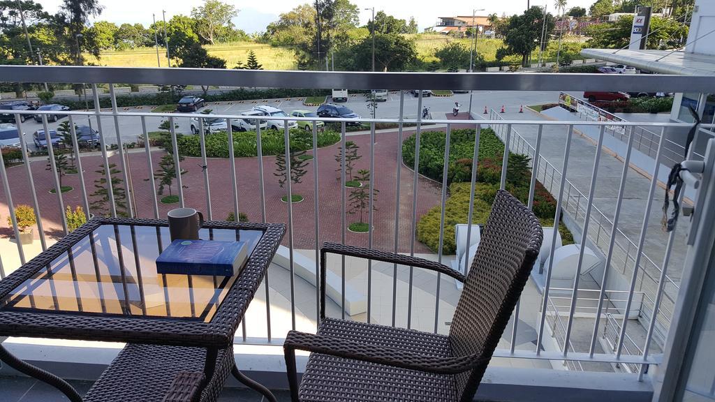 Relaxing Wind Apartman Tagaytay City Kültér fotó